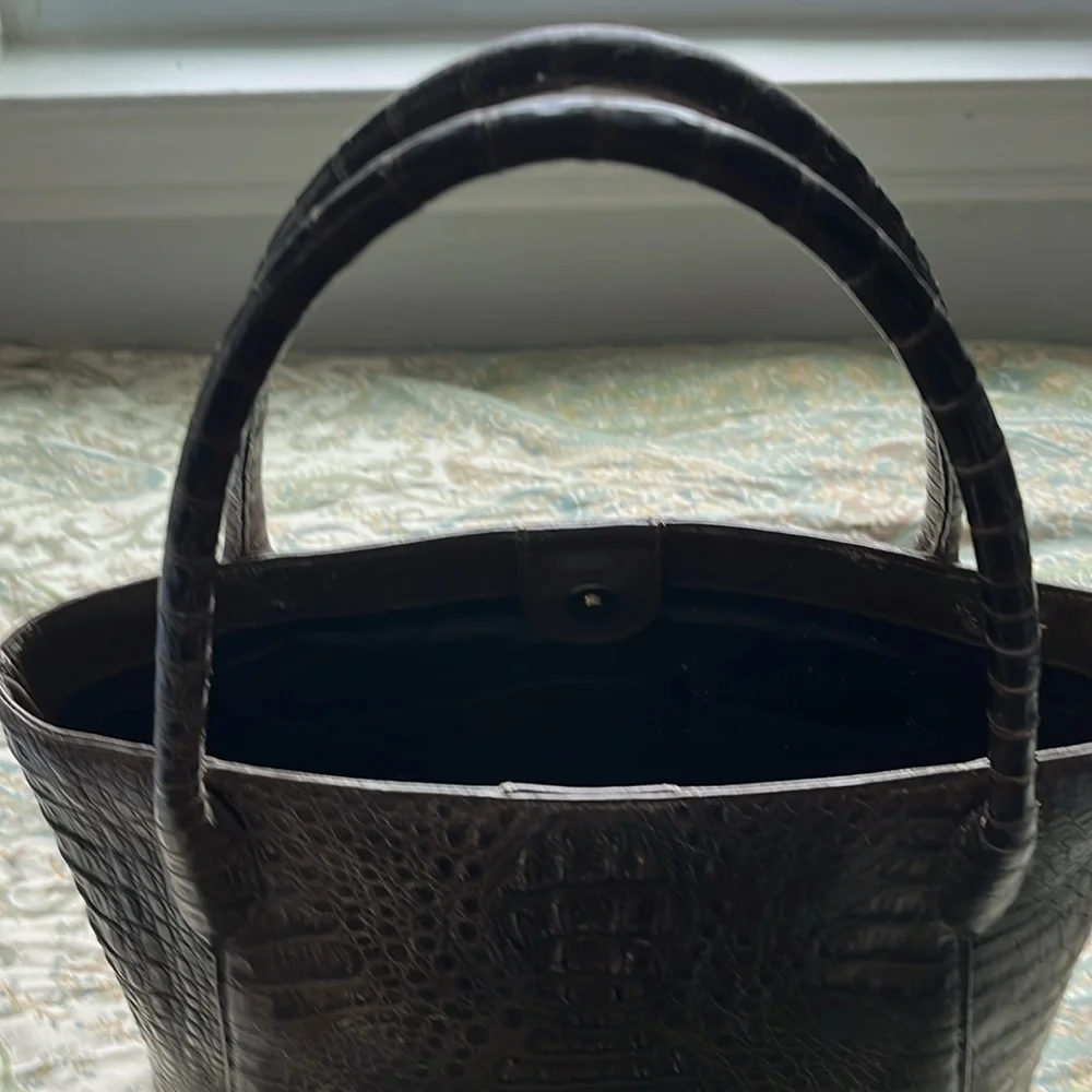 W.H.Petronela genuine crocodile skin purse - Picture 5 of 8